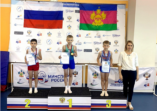 Юные донские спортсмены завоевали  награды первенства ЮФО по батуту