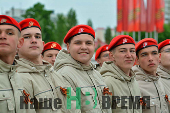 9.05 Военный парад На Театральной площади Ростова-на-Дону