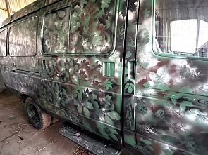 Волонтеры из Родионово-Несветайского района передали в зону СВО «газель» для медицинской роты