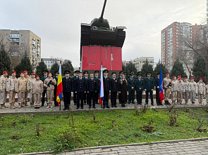 Завершающим аккордом стал торжественный марш почетного караула...