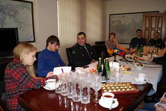 Чай пили, о работе говорили
