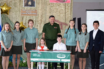 Его с детства звали Чапаем...