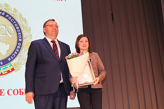 На ком страна держится