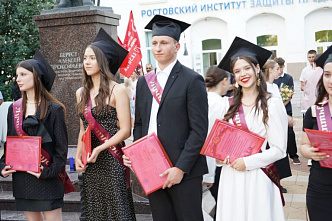 В добрый путь, выпускники!