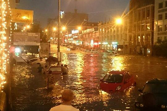 Ростов, Буденновский проспект. 30 июня 2016 года. Источник фото: 