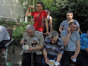 Время не затмит  величие их подвига