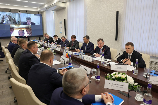 В Новочеркасске прошло выездное заседание комитета Госдумы по промышленности и торговле