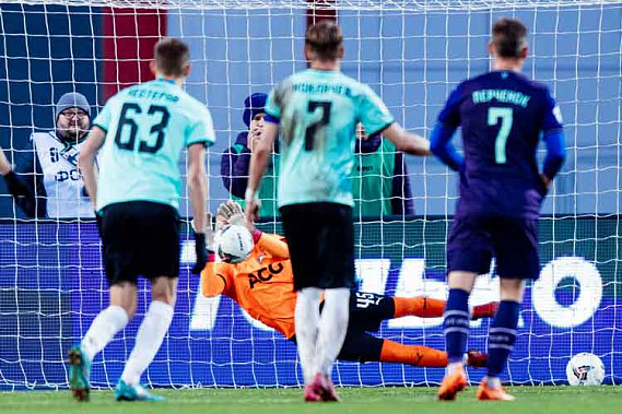 «Чайка» проигрывает ФК «Уфа» в последнем матче осенний сессии