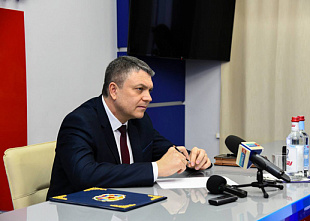 Глава ЛНР Леонид Пасечник рассказал представителям иноСМИ о содружестве «Донбасс»