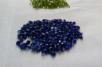 Дело собирания контрабандных драгоценных камней прервалось заведением уголовного дела