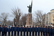 14 12 2024 Взору новочеркассцев представили трофейное вооружение
