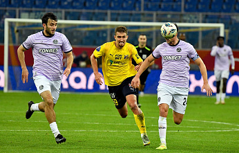 02 11 2025 ФК «Ростов» дома уступил «Акрону»