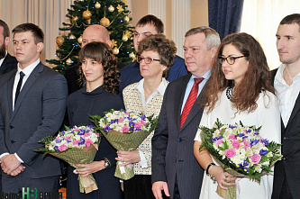 Своих не бросаем