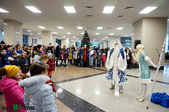 Главная елка страны зажигает огни