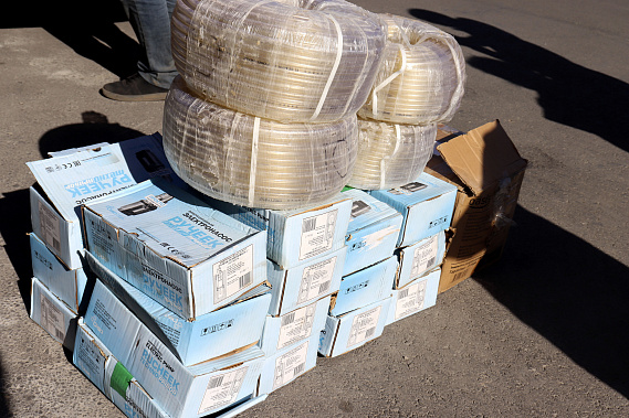 Таможенники в ЛНР передали для нужд СВО еще одну конфискованную машину