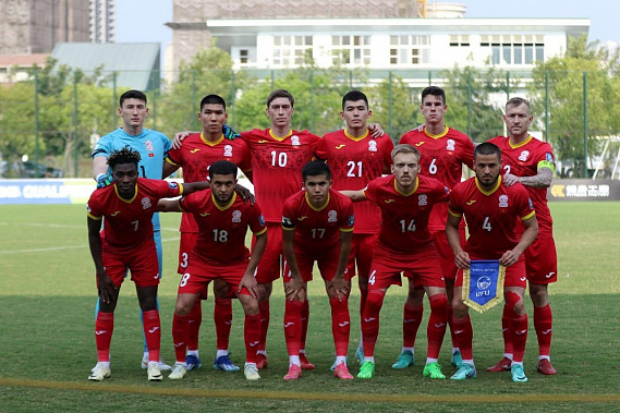 Футболисты песчанокопской «Чайки» сыграли за свои сборные в ответственных матчах