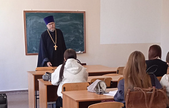 В центре «София» учатся беречь традиции, вести диалог между поколениями