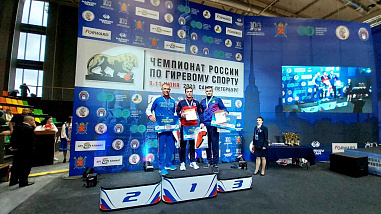 Донской гиревик Сергей Балабанов отличился на чемпионате страны в Санкт-Петербурге