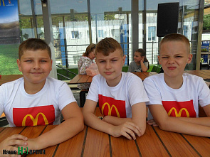 Вместе со звездами и «Макдоналдс»