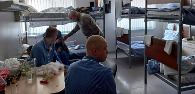 Союз ветеранов передал подарки в ростовский госпиталь