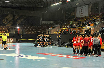 Гандболистки «Ростов-Дона» в среду на своей площадке сразились с «Астраханочкой»