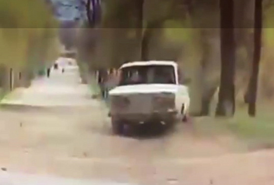 В Таганроге во время погони задержали водителя на незарегистрированном автомобиле