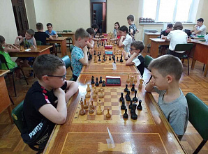 В Ростове международный День отца отметили детским рапидом