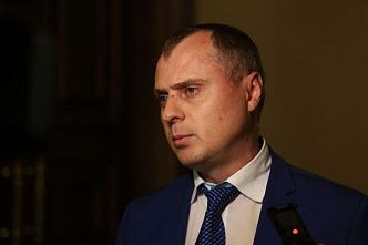Экс-министру ЖКХ Андрею Майеру снова продлили срок в СИЗО