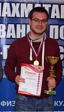 Звездный час Олега Ваструхина на черно-белых полях Таганрога