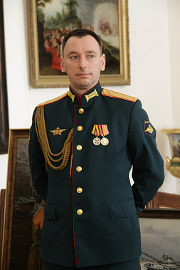 Новочеркасск: фронтовой художник Юрий Сивачёв передал сегодня свои работы в музей истории Донского казачества