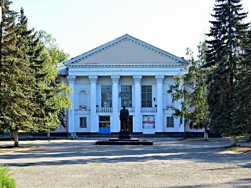 Сквер около ДК им. Чиха в поселке Майский города Шахты - один из победителей народного голосования по благоустройству