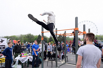 Легкоатлетическая эстафета на Театралке