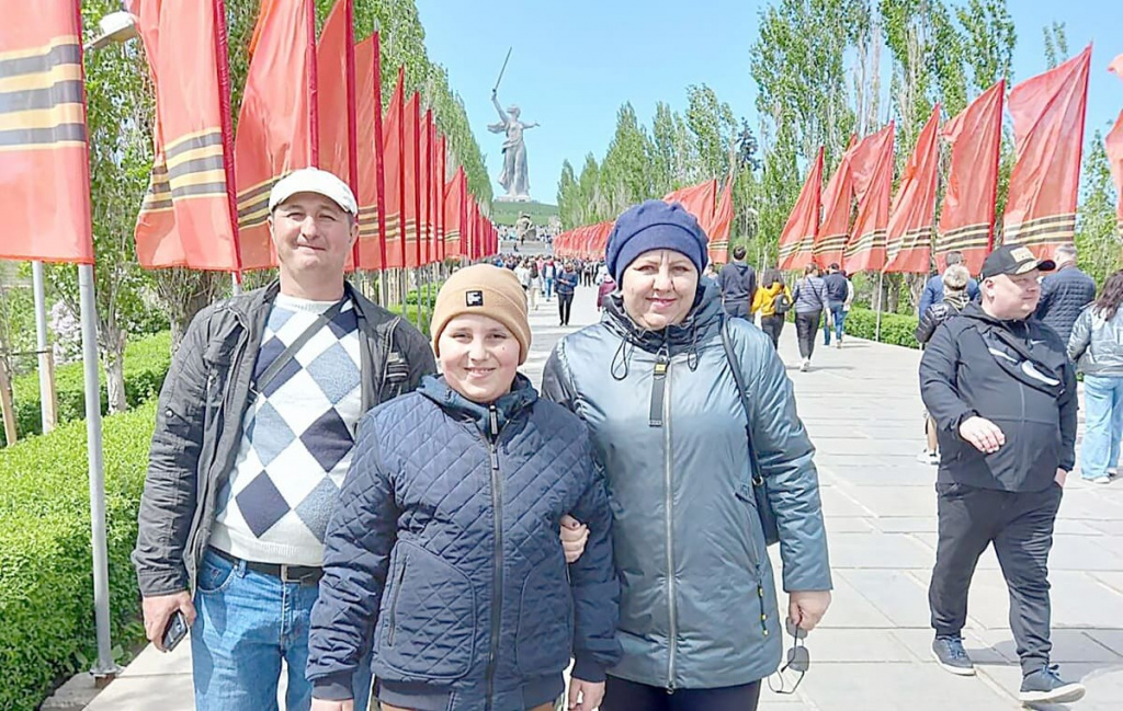Оксана ГАРКУШИНА со всей семьей майские праздники провела в Волгограде. Ощущения от памятника «Родина-мать» непередаваемые…
