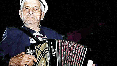 Исполнилось 95 лет герою фильма «Про казака Ивана Быкадорова, «водяного» человека»