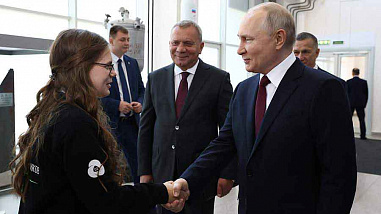 Владимир Путин пригласил ростовскую лицеистку Марию Андрееву на пятничный пуск космического корабля