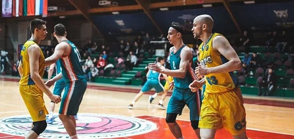Баскетболисты «Барс-РГЭУ» обменялись победами с тобольским «Нефтехимиком»